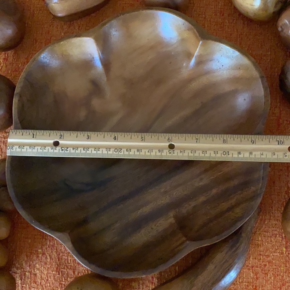 VINTAGE ‘70s Dolphin Monkey Pod Fruit Bowl - Picture 11 of 11